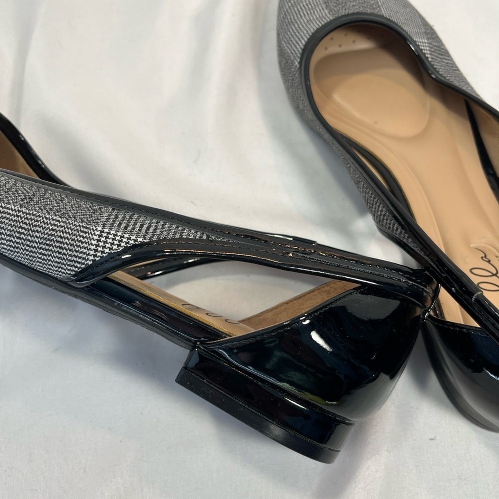 Abella True Comfort “Rylan” Black & white Plaid Flats - Picture 4 of 7